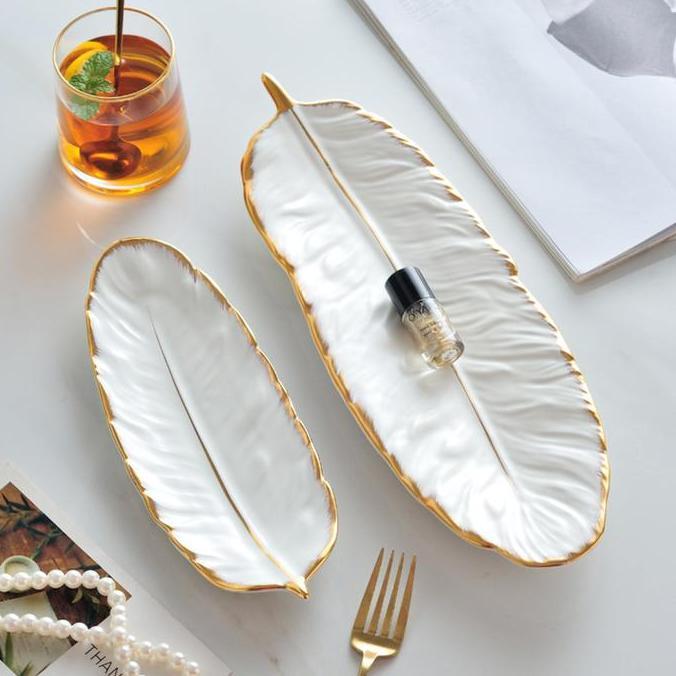 Banana Leaf Ceramic Plate ES