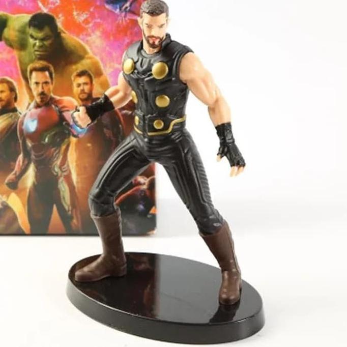 Marvel Avengers Thor Statue Figure