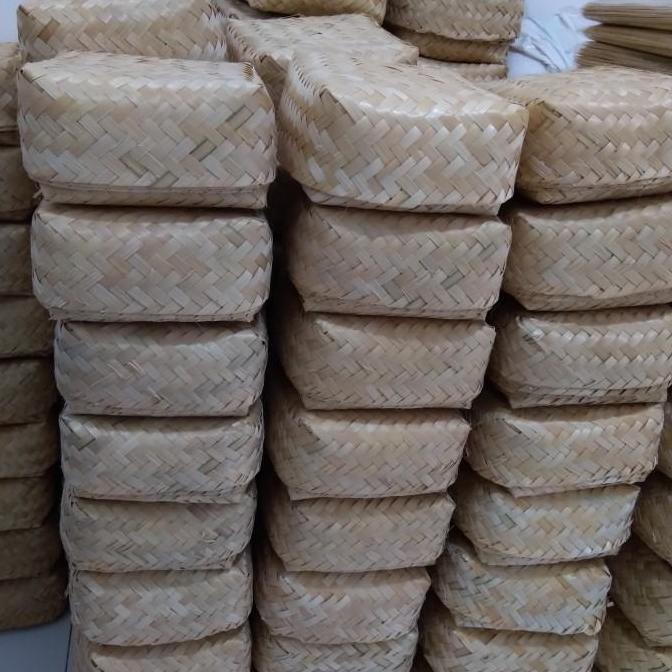 Besek bambu size 22x22