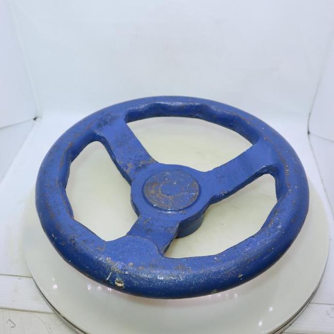 HAND WHEEL 8 INCH BLIND HOLE MATERIAL IRON CASTING