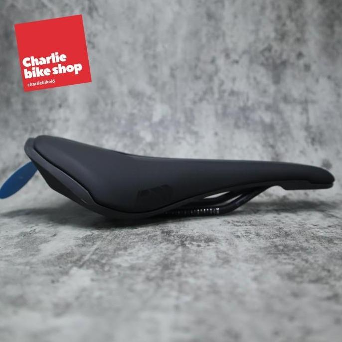 Pro Stealth Curved Saddle