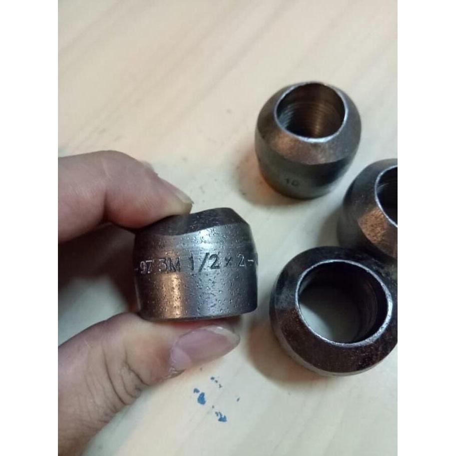 Threadolet 1/2 inch class 3000 ( Drat NPT )