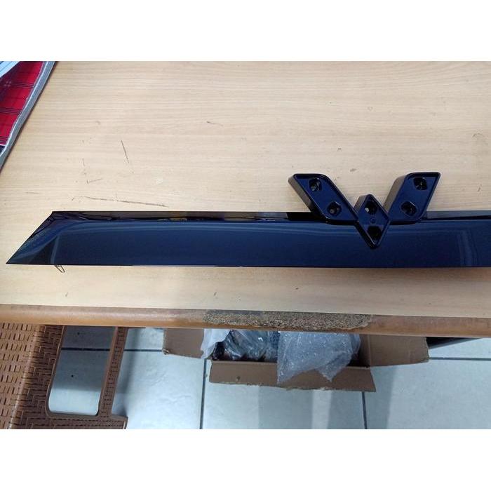 GARNISH BAGASI WULING ALMAZ RS