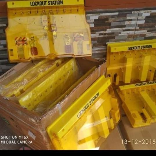 DISKON 10 Padlock Lockout Station 10 PADLOCK
