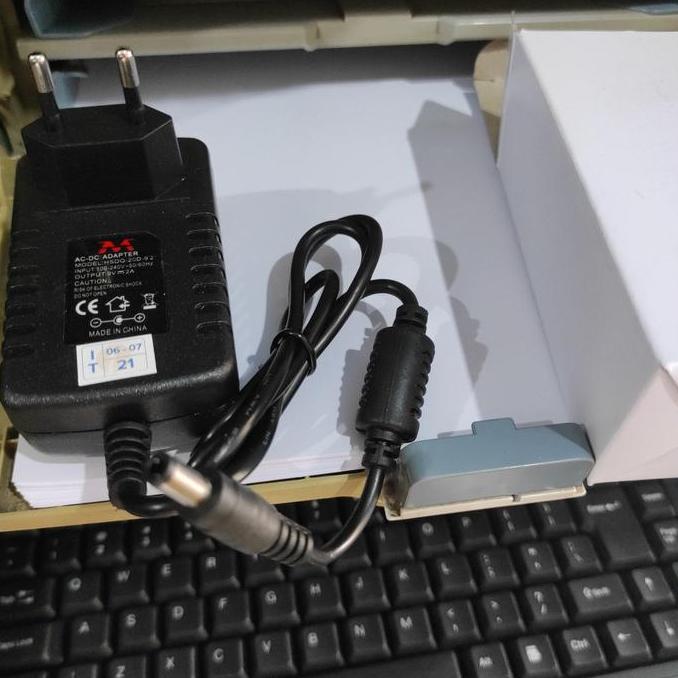 ADAPTOR 9V 2A / charger 9 volt 2 a