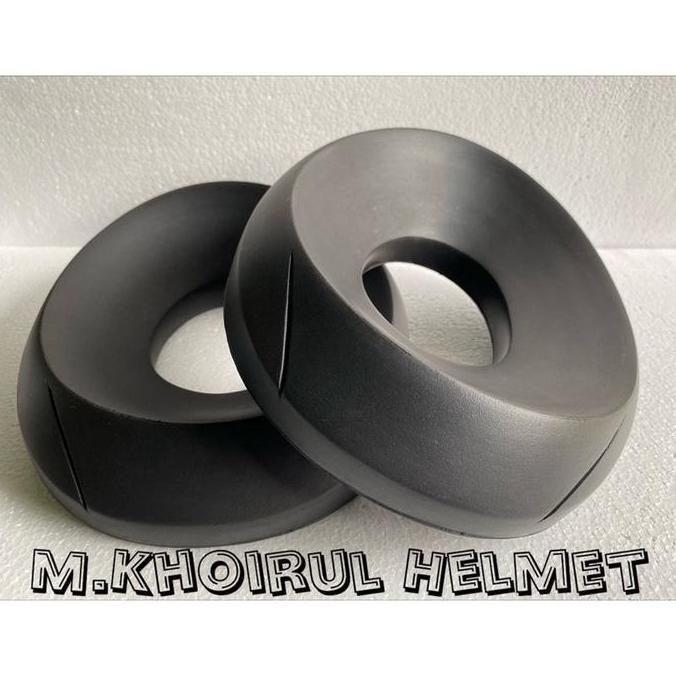 TATAKAN HELM HITAM