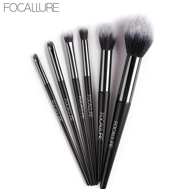 Foure Makeup Brushes 6Pcs Set