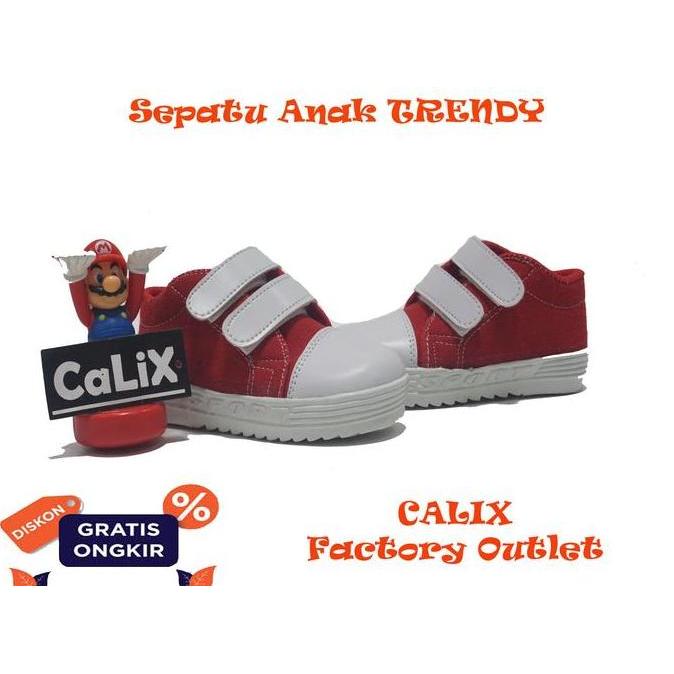 Sepatu Anak Kets Basic Merah