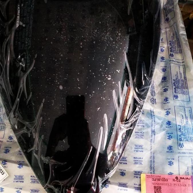Promo windshield visor pulsar 180ug3/ug4/200 original Diskon