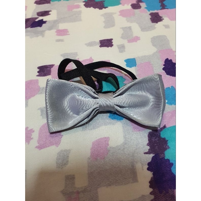 Dasi kupu pria silver abu