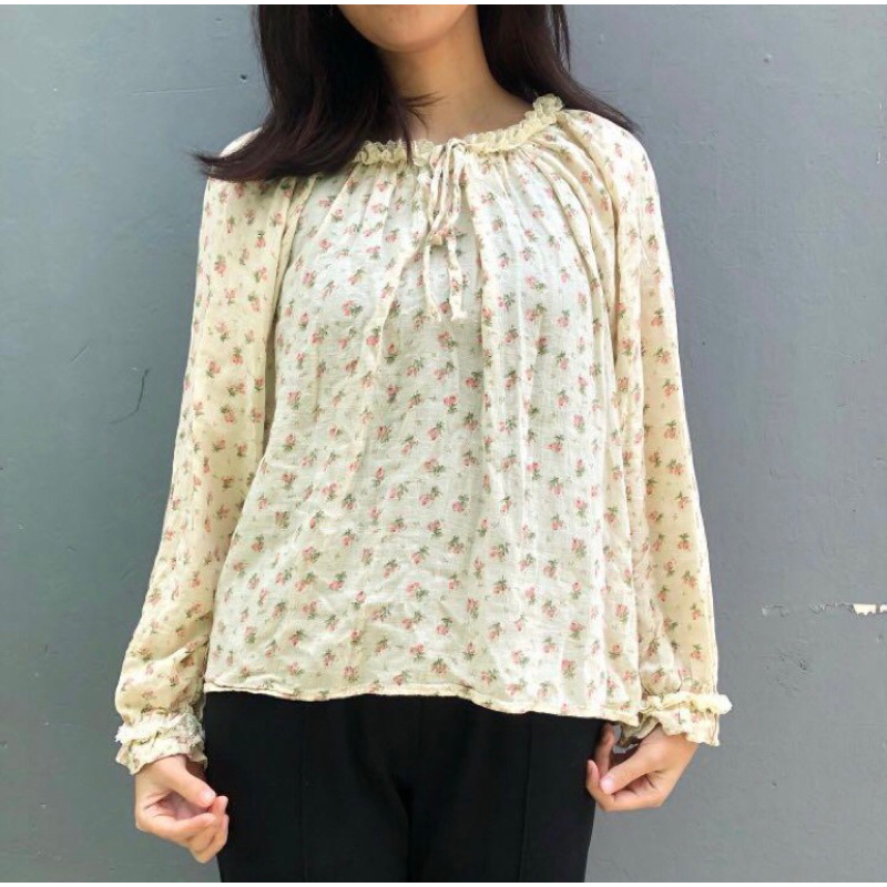 blouse coquette