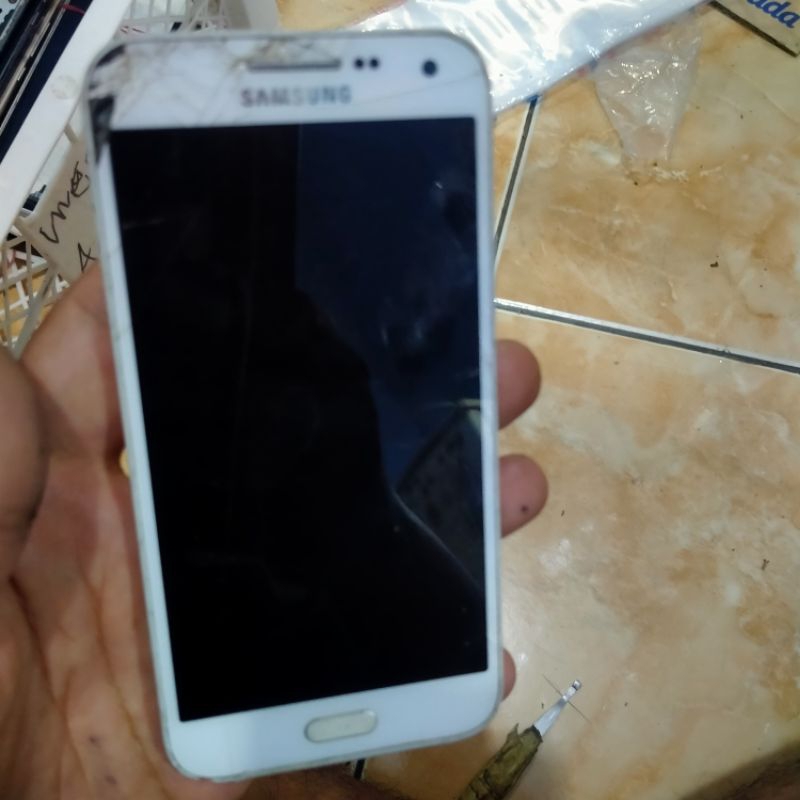 mesin hp Samsung e500h normal udh tested