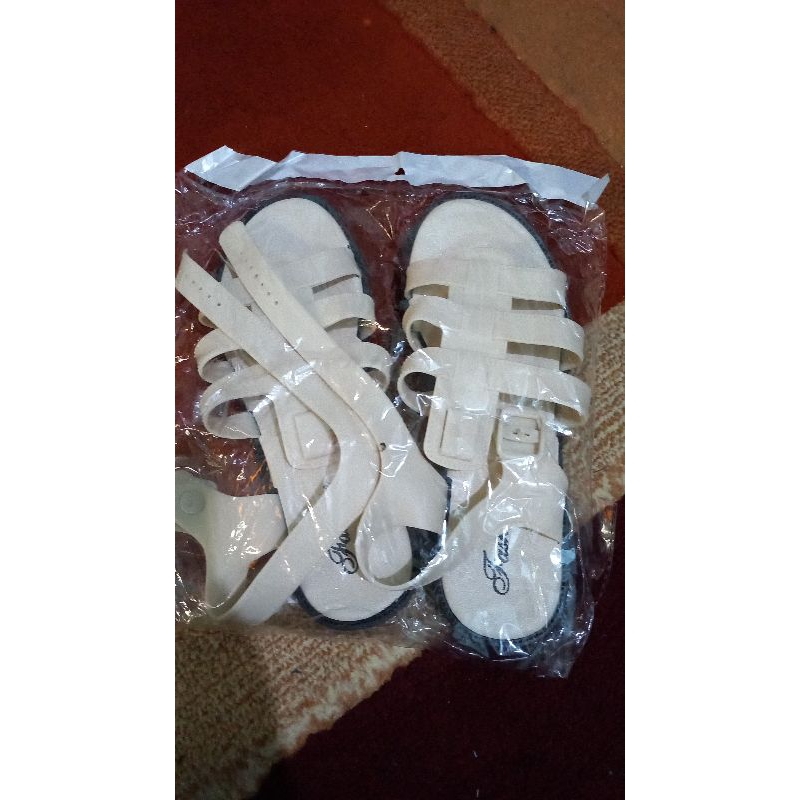 sandal gladiator