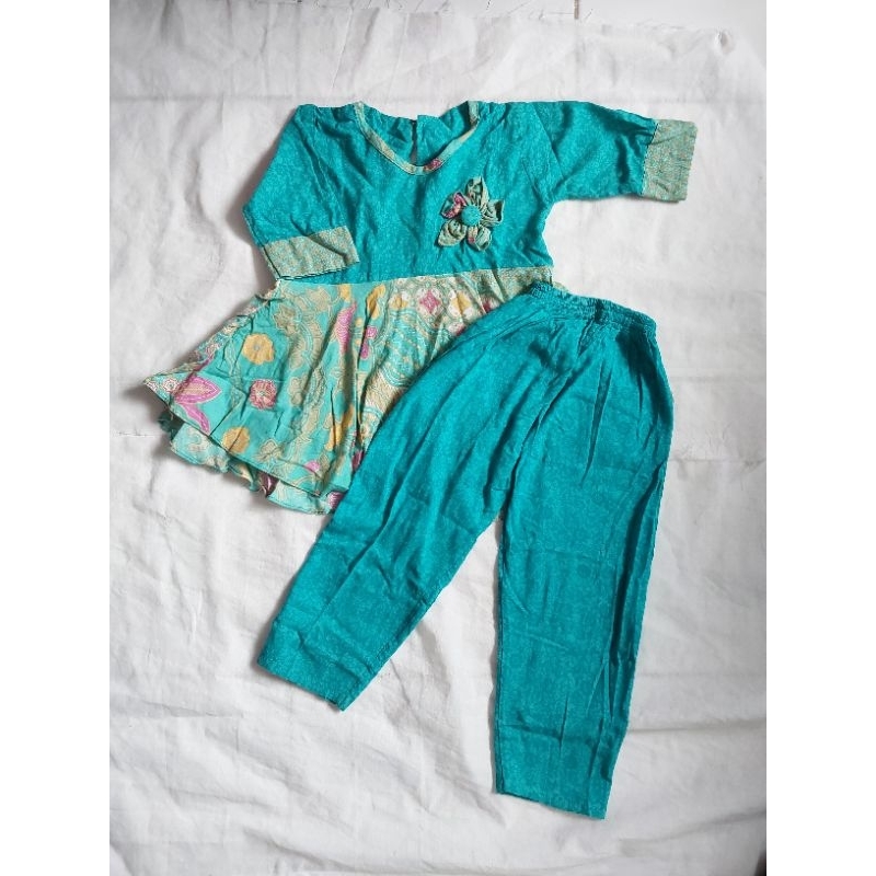 Set Batik Anak
