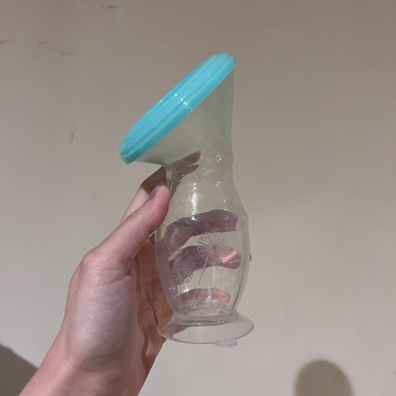 Moimoom Silicone breast pump (preloved)