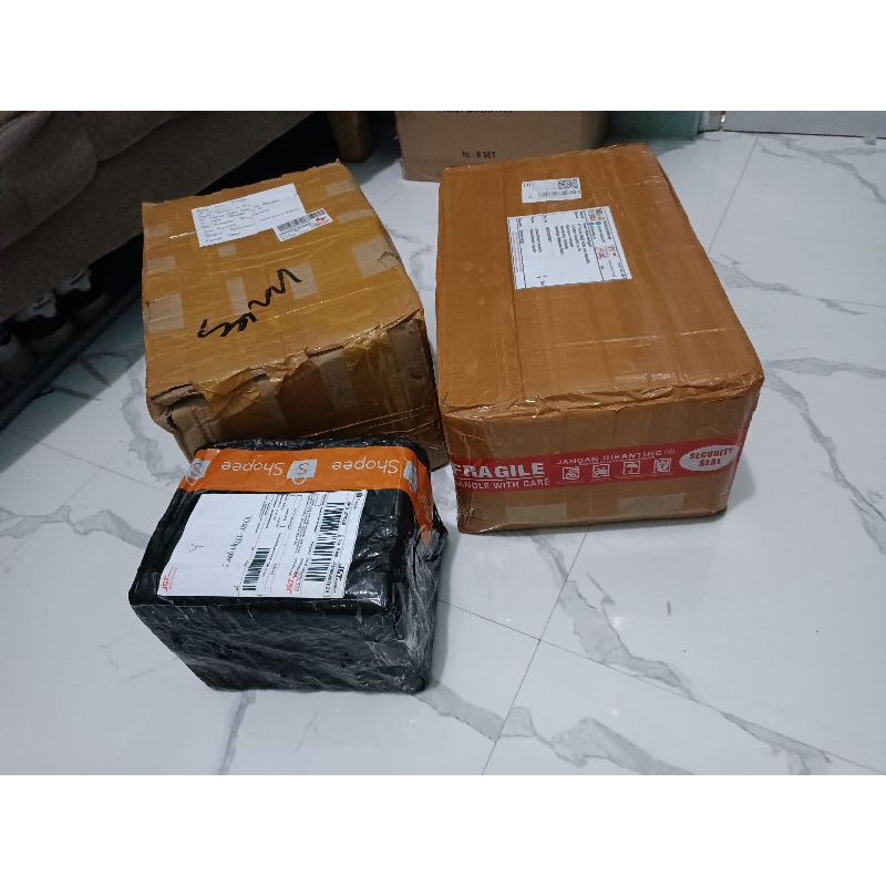 co cargo berat 2kg