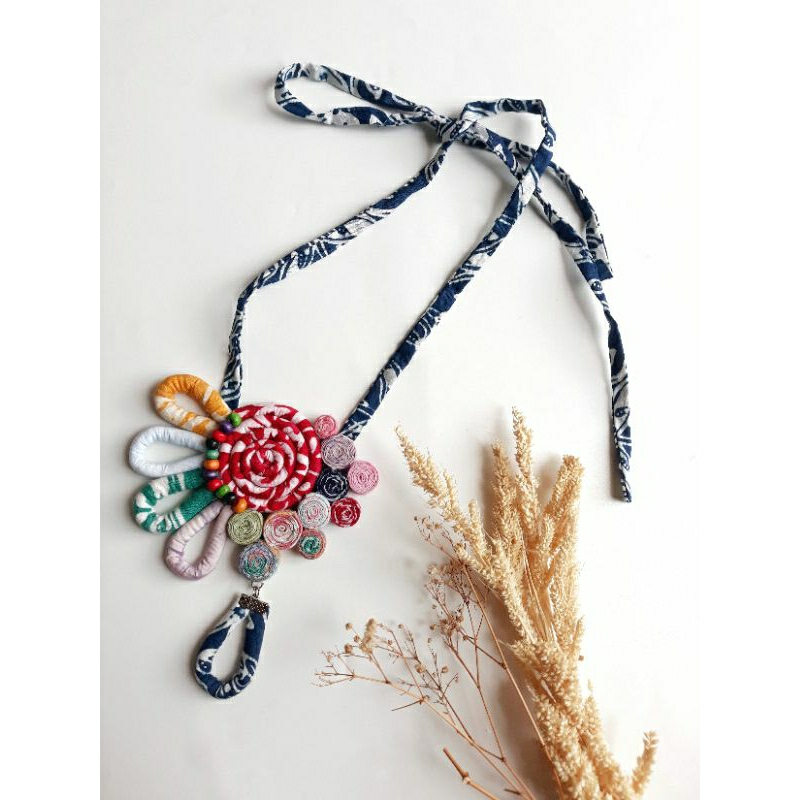 Kalung Batik Ethnik Handmade Pituyog