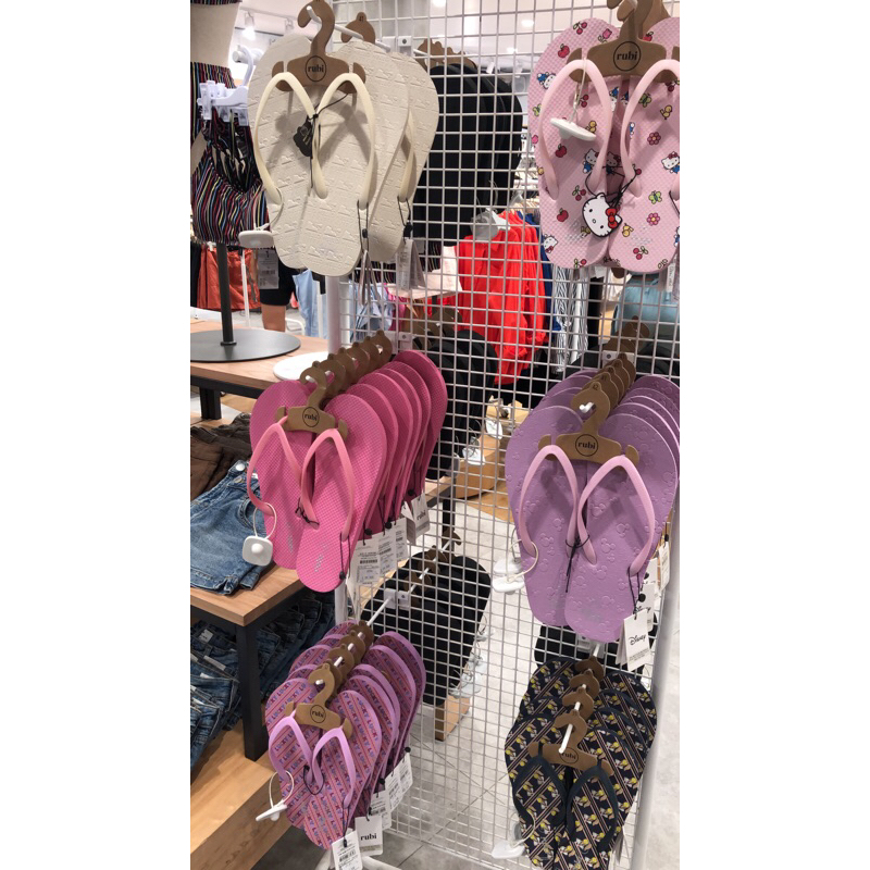 sandal jepit rubi
