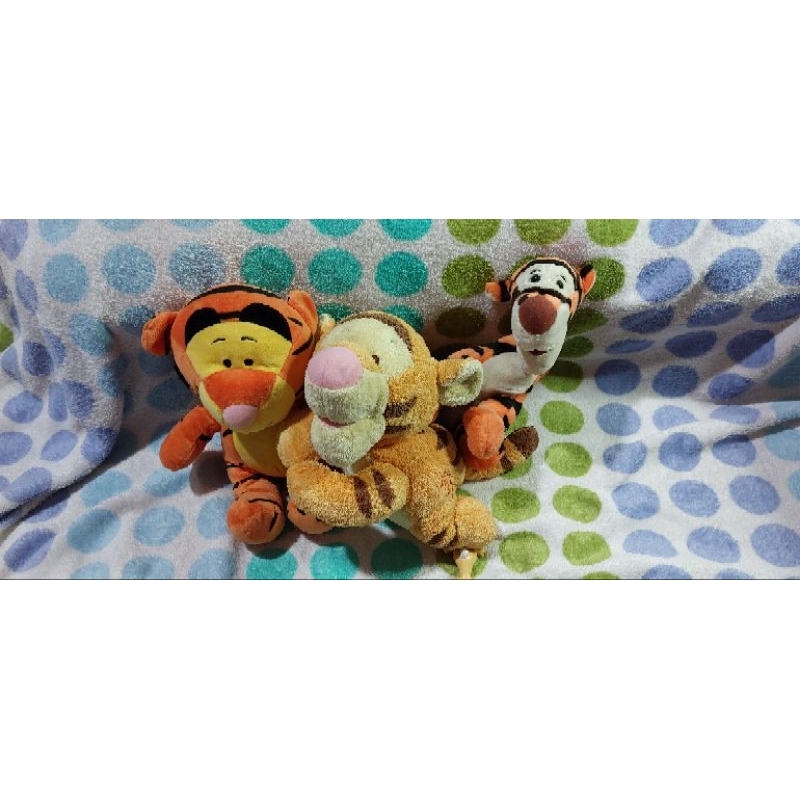 Boneka Tiger winnie the pooh
