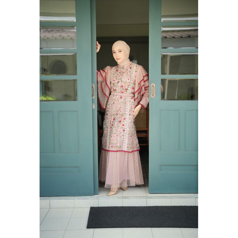 Nery Dress