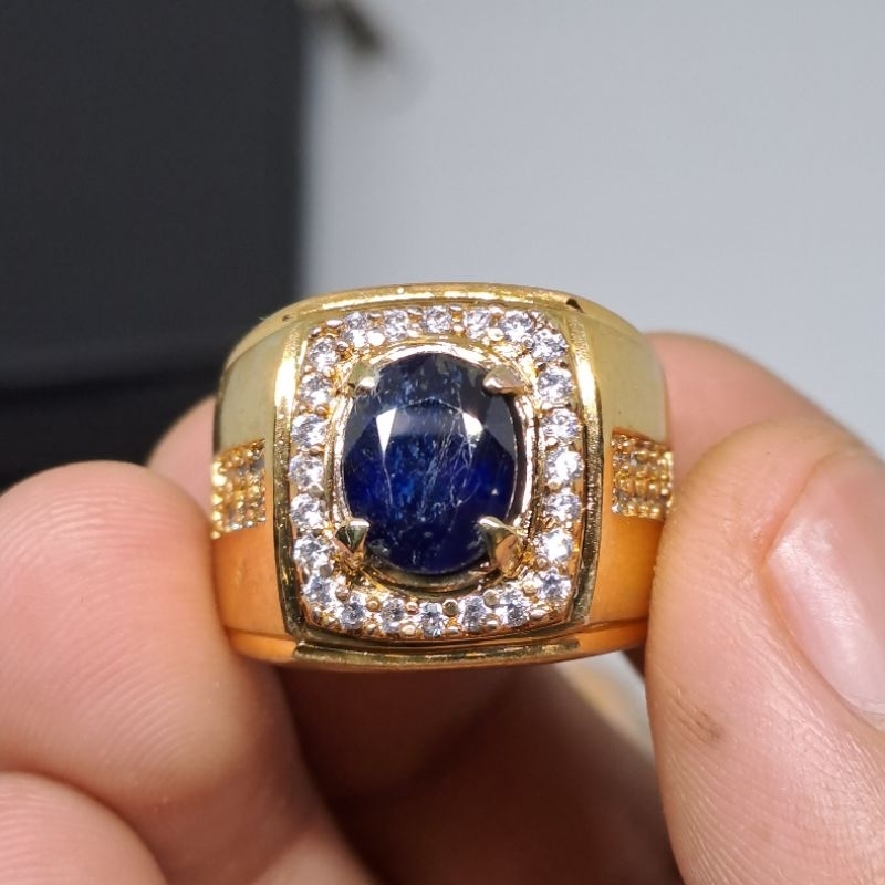 batu permata blue sappire