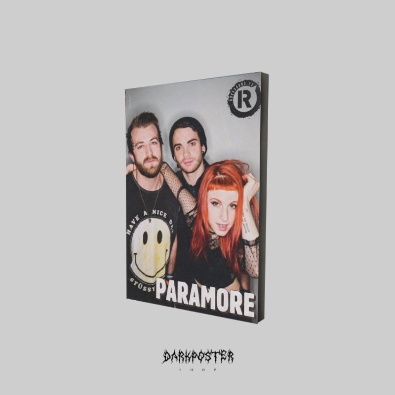 POSTER FRAME KAYU BAND PARAMORE