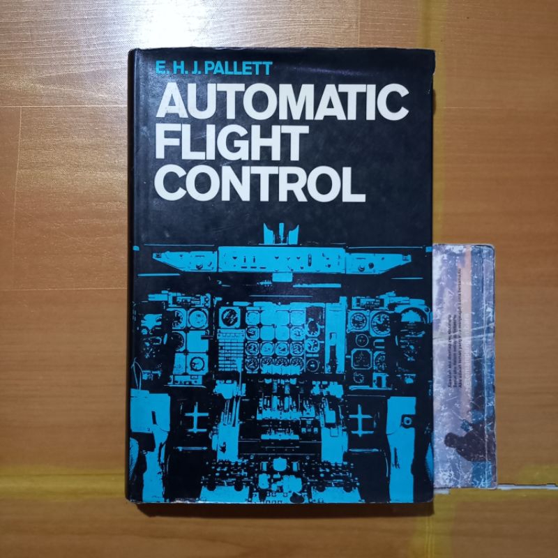 Buku Automatic Flight ControlE.H.J. Pallet