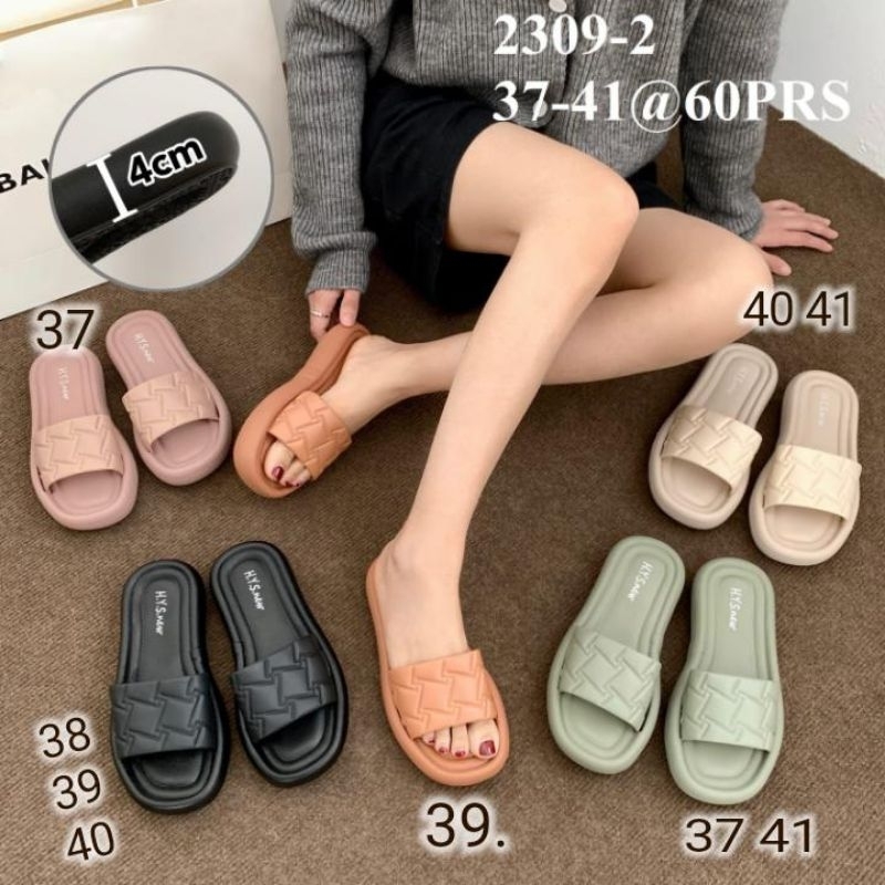 SANDAL KARET CEWEK