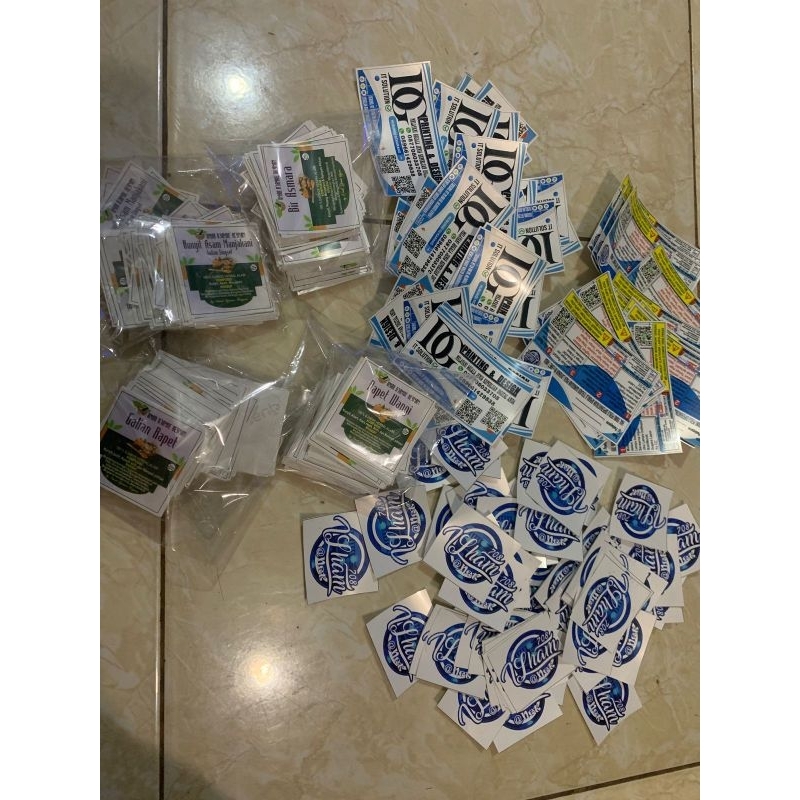 Stiker Vinyl A3+ Desain Custom