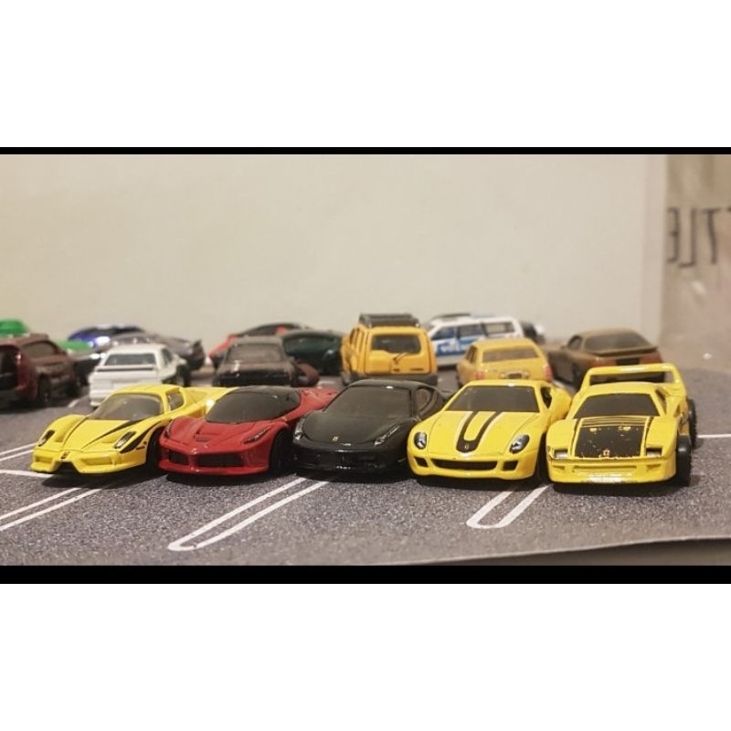 Hotwheels ferrari giftpack