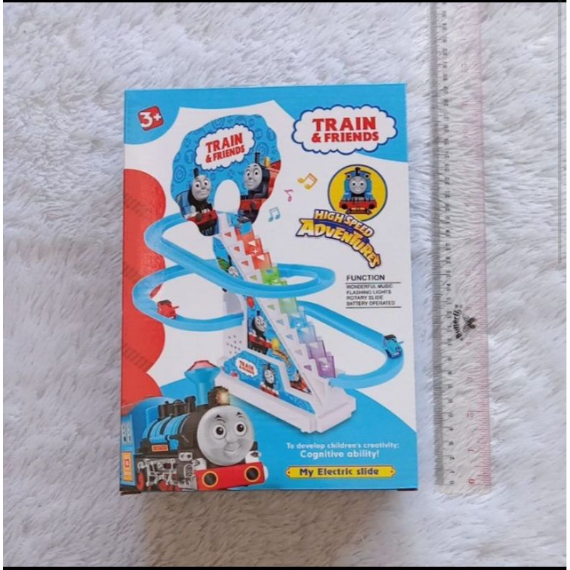 Mainan seluncur tangga thomas