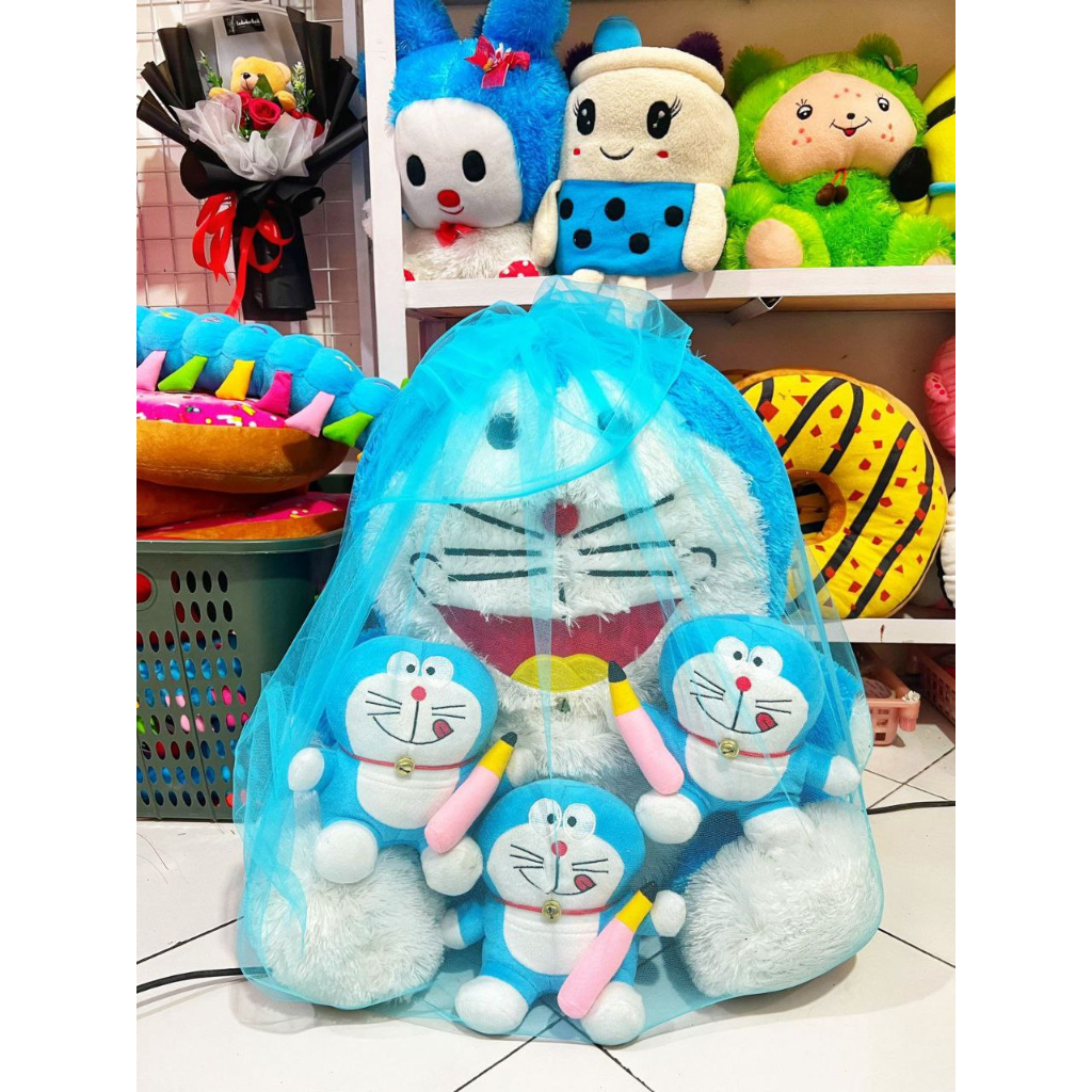 boneka doraemon set