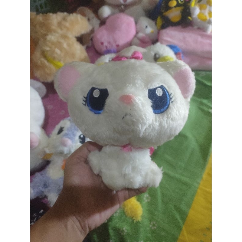 Boneka merie cat marah