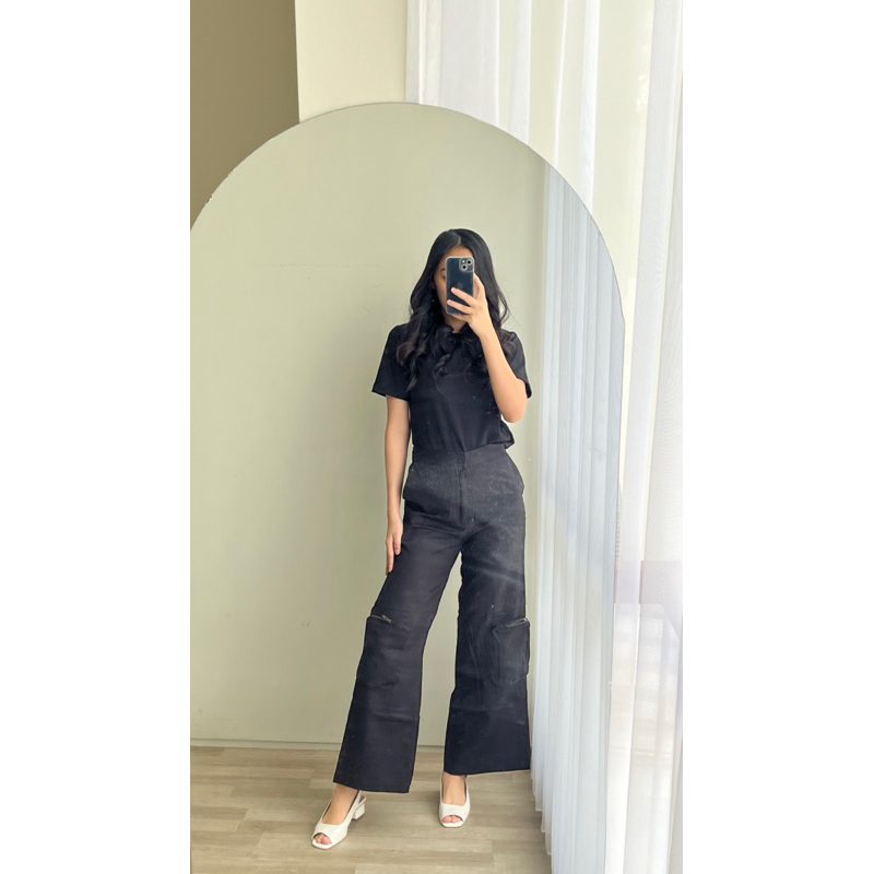 BLACK PANTS
