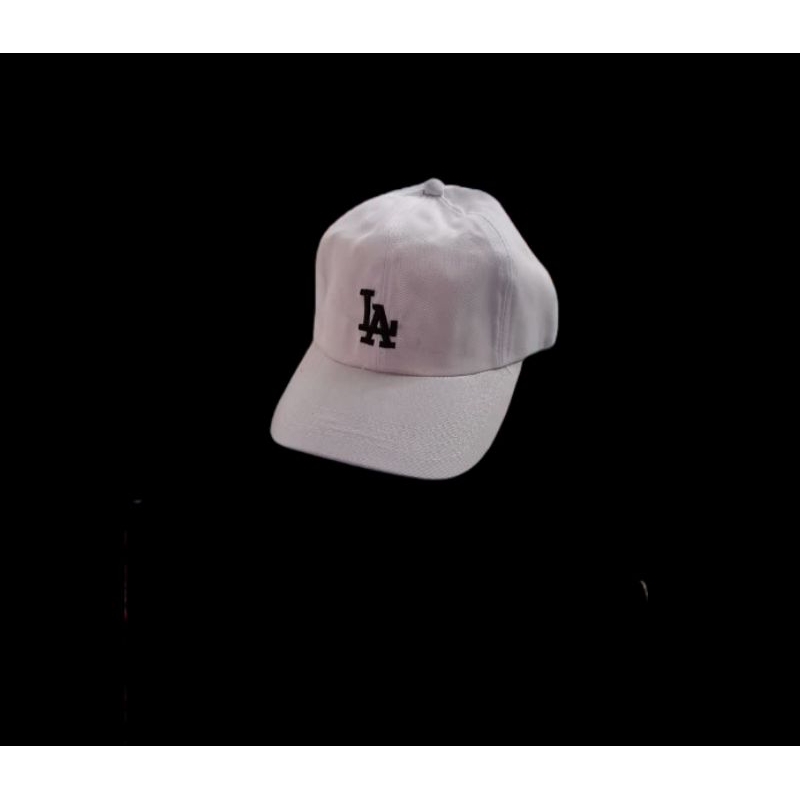 topi basebal putih motif L.A
