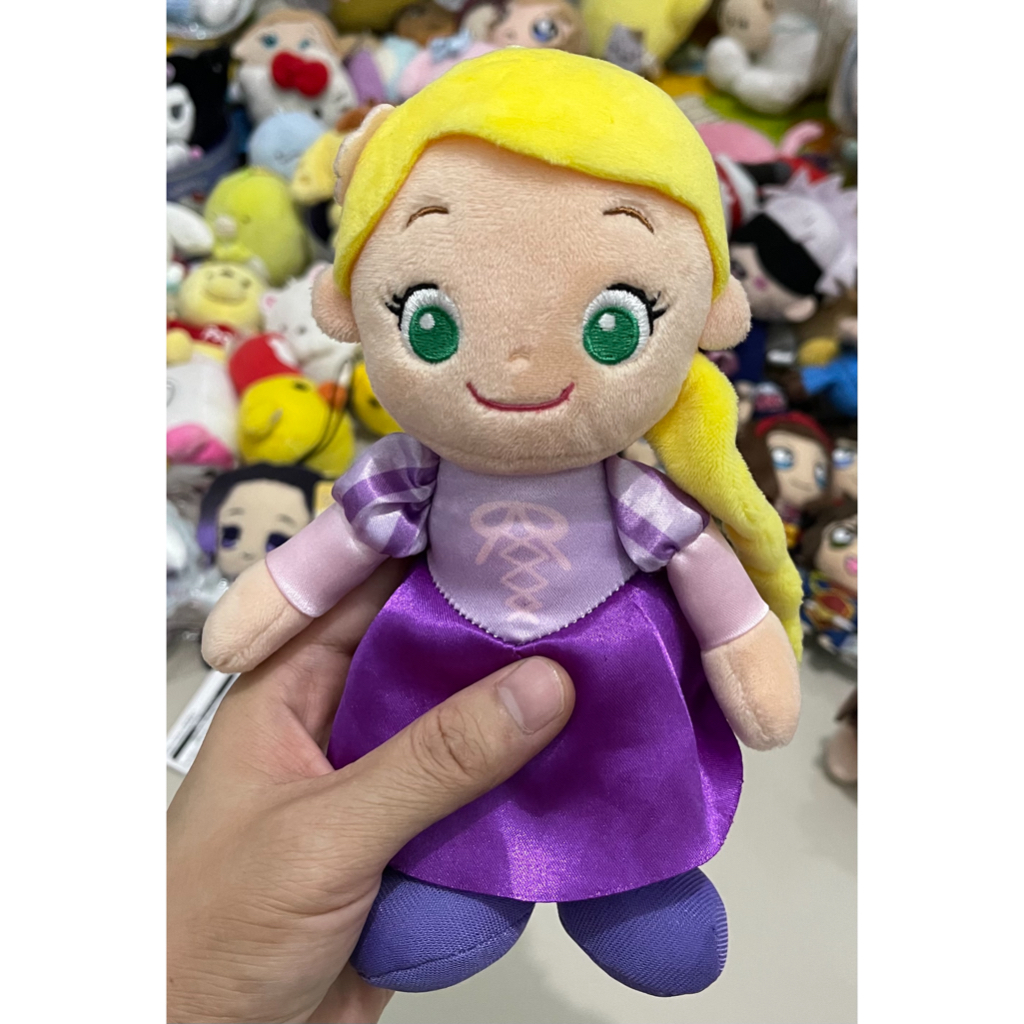 boneka mini rapunzel