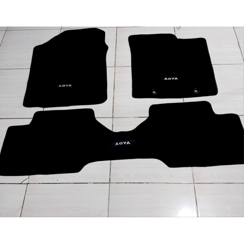 karpet mobil Agya