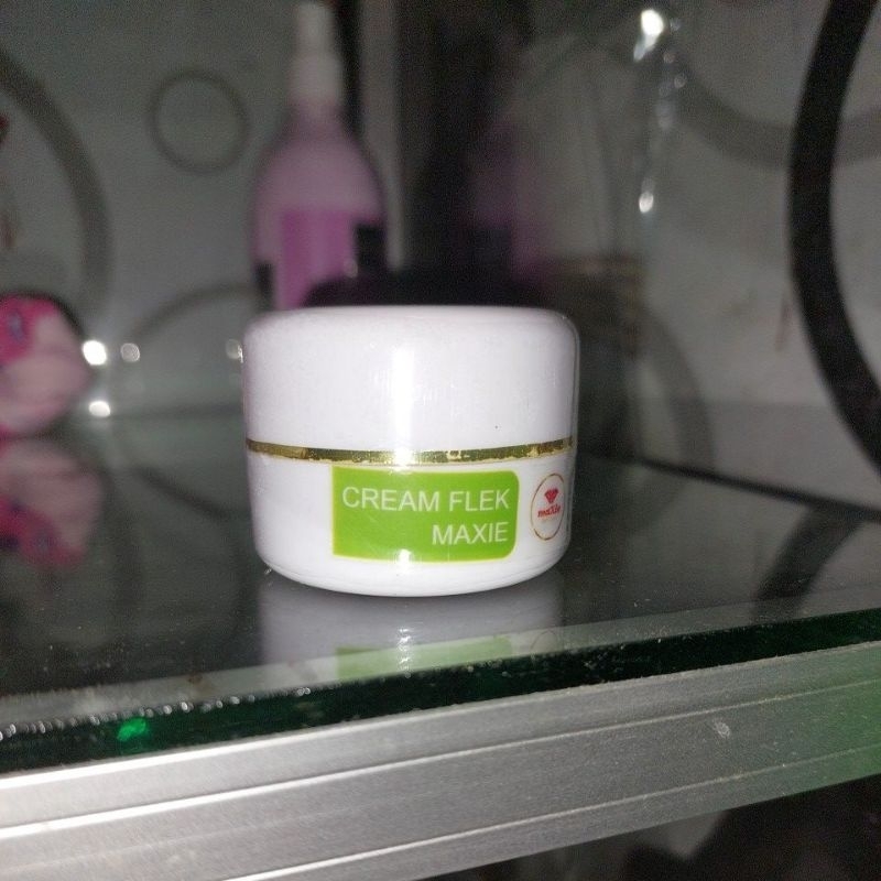 Cream Flek Maxie