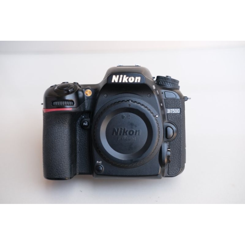 NIKON D7500 SECOND BEKAS BODY ONLY NOBOX MULUS