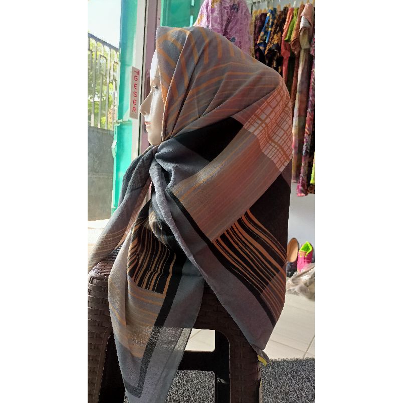 ippo-zeny scarf el2