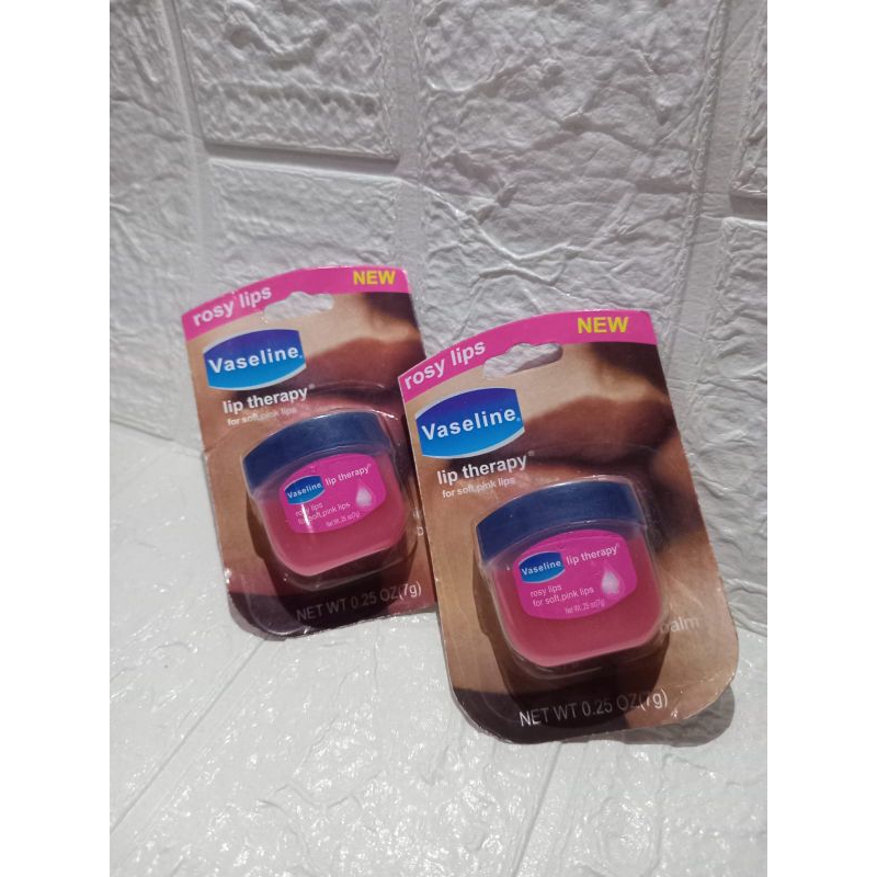 Vaseline lip therapy