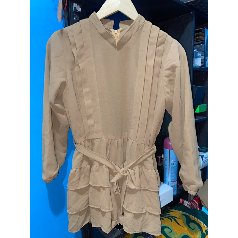 Preloved One Set Coklat Blouse + Rok Span