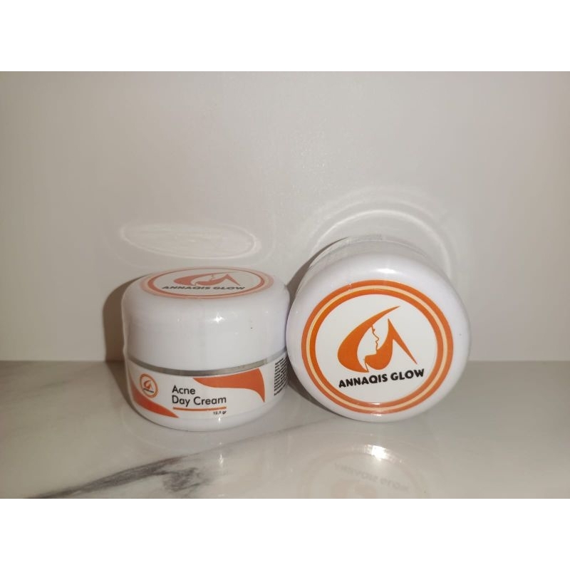 Day cream acne