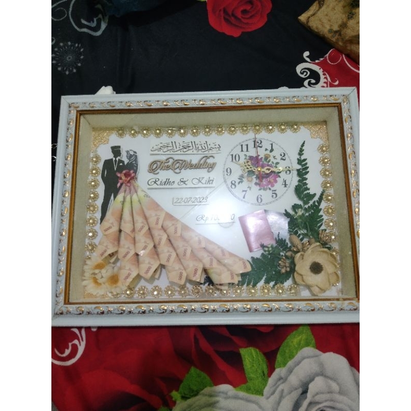 bingkai mahar dan hadiah wisuda