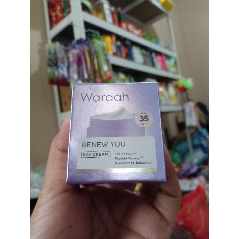 Day cream Wardah spf 35
