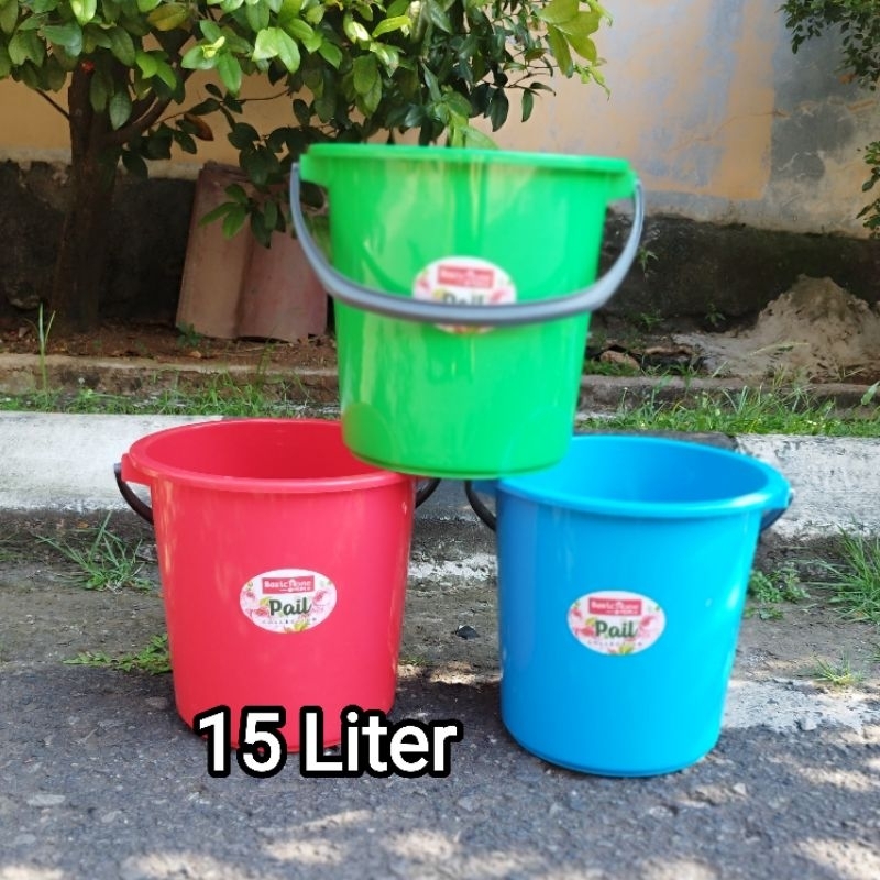 Ember plastik 15 liter basic home lion star