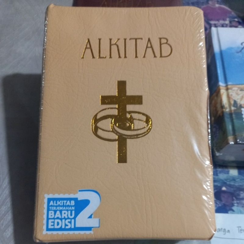 Alkitab pernikahan 052 TB2