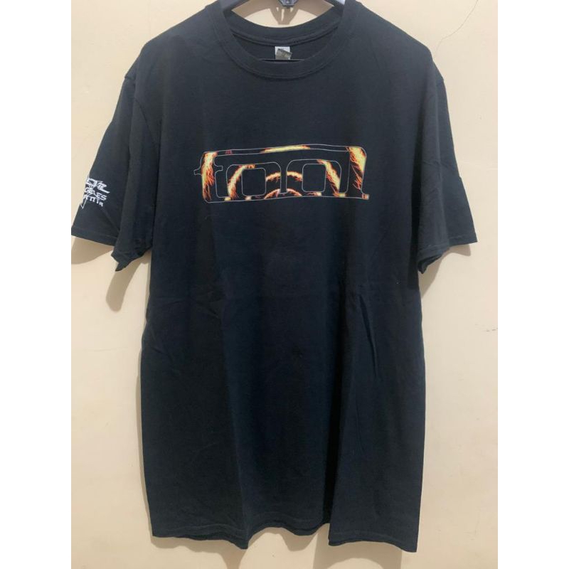 tshirt tool band