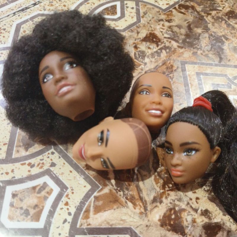 kroala barbie negro