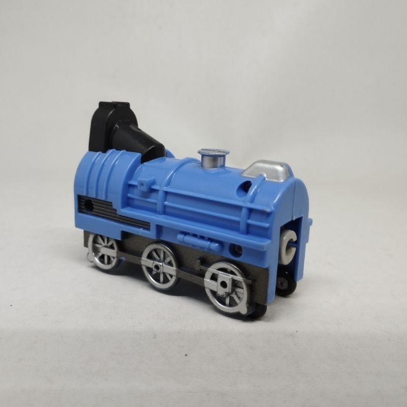 Mainan Kereta Biru